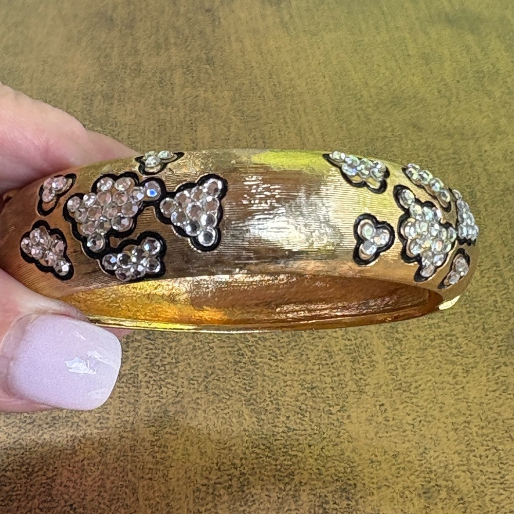 Gorgeous Gold Hinged Bracelet with Leopard-like Crystal Accents - Picture 8 of 9